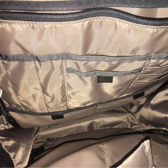 REI Co-op Back Pack - Picture 4 of 5